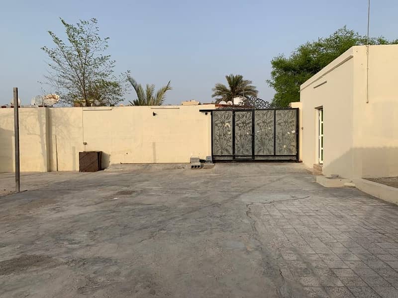 villa for rent in mirgab sharjah  (65k)