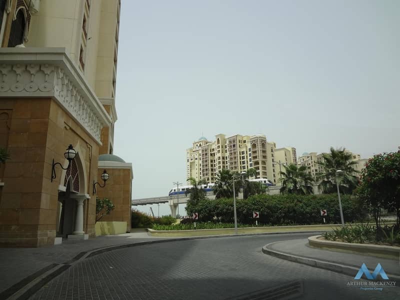 Huge 2BR Apartment for Rent with Pool View in Marina Residence Palm Jumeirah