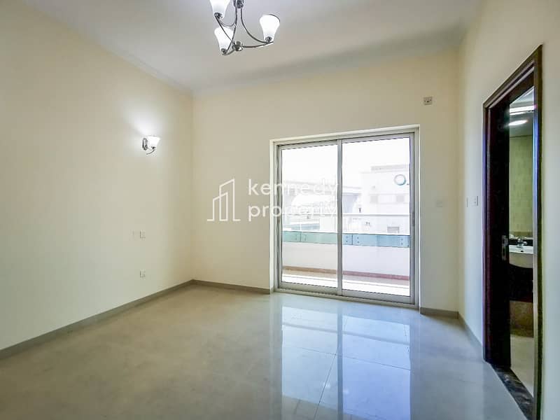 6 Motivated Seller I Spacious I Vacant on Transfer