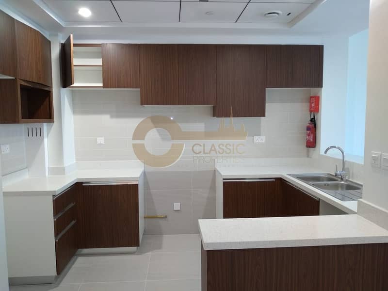 15 AMAZING DUBAI FRAME VIEW | BRAND NEW | SPACIOUS 2BED