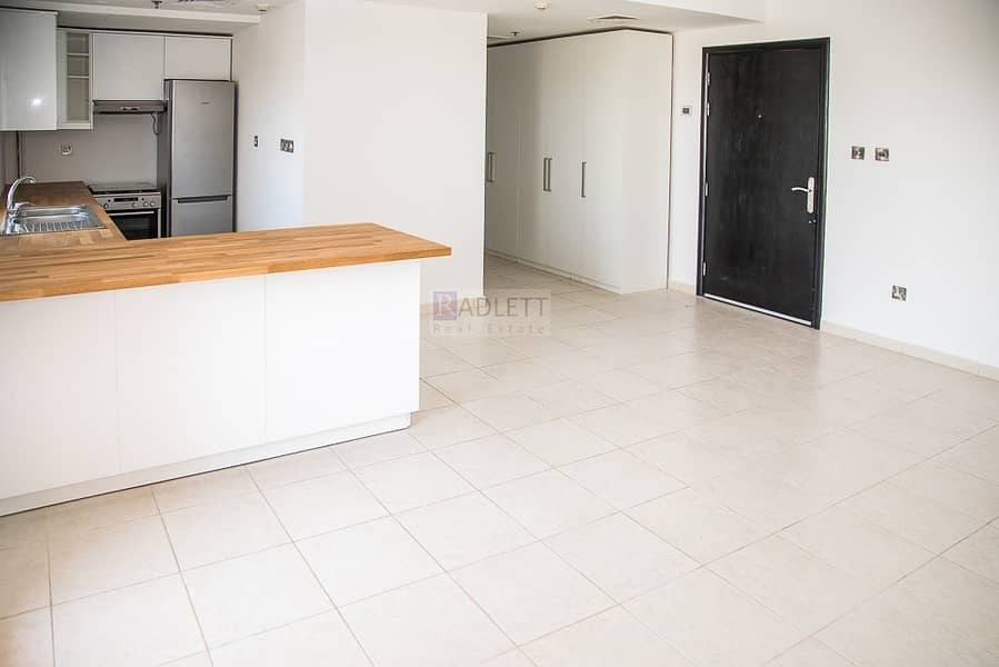 Amazing Unit| Refurbished - Nice & Cozy Amazing Unit| Refurbished - Nice & Cozy