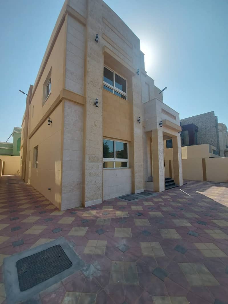 Owns your own villa for you and your family in Ajman, Al Rawda area, modern design Super Deluxe with the possibility of easy bank financing