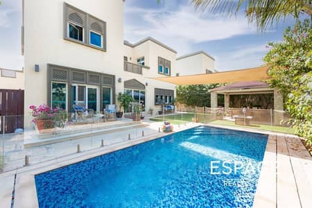 فیلا 3 غرف نوم للبيع في جميرا بارك، دبي - Landscaped Garden - Regional Small فیلا 3 غرف نوم للبيع في جميرا بارك، دبي - Landscaped Garden - Regional Small