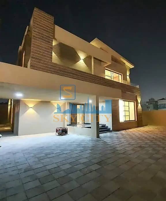 Modern villa for sale Luxurious European design With large areas And close to all services On the sidewalk Street