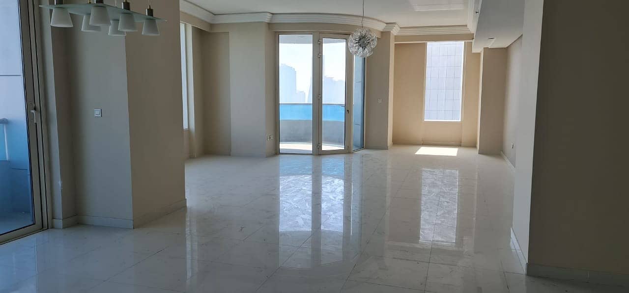 4BHK EXTRA SPACIOUS Apartment in a luxurious building of Buhairah corniche area, Sharjah 4BHK EXTRA SPACIOUS Apartment in a luxurious building of Buhairah corniche area, Sharjah
