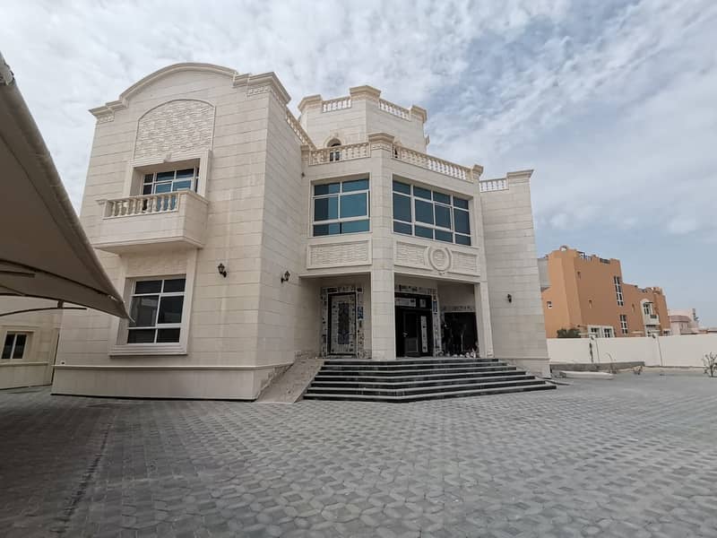 Вилла в Шахкбут Сити, 6 спален, 240000 AED - 5022525