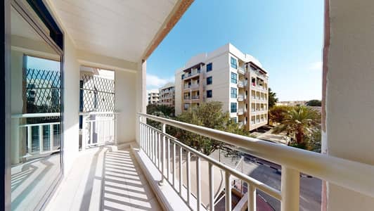 50% off commission I Shared pool I Balcony 50% off commission I Shared pool I Balcony