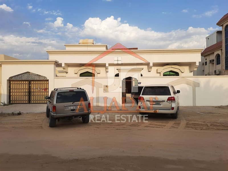 For rent a ground floor villa in Al Rawda 3