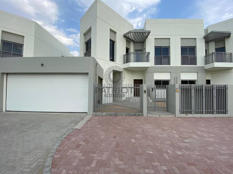 2 MODERN BRAND NEW 5BR MAIDS PVT GARDEN SHARED POOL GYM  UMM SUQEIM 1