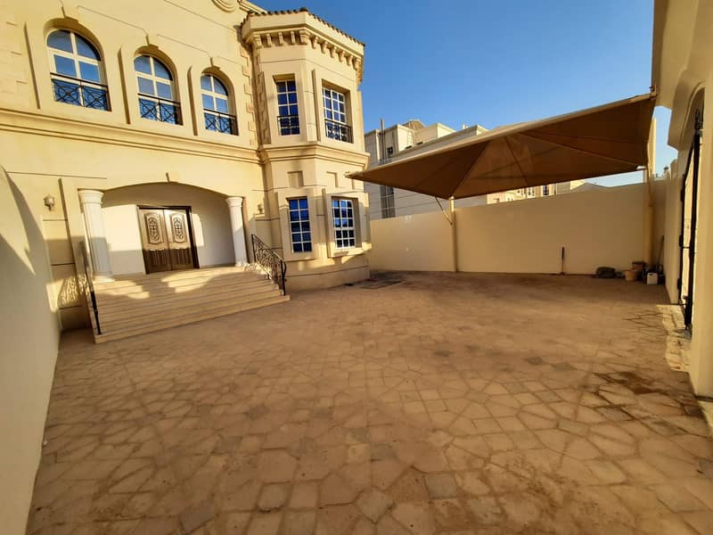 Private Entrance 6 Bedroom Villa Available In MBZ