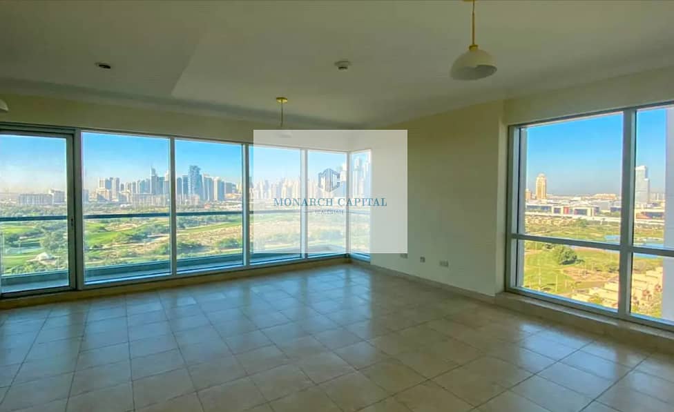 Golf course view / High floor / Upgraded