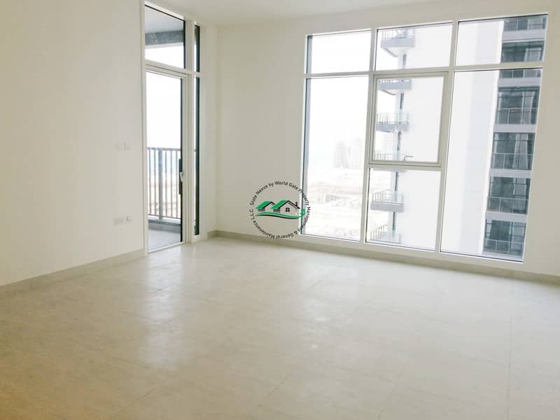 7 Hot Deal!!!Luxurious 1 BR Apt+ Pool and Gym + Balcony W/No Commission