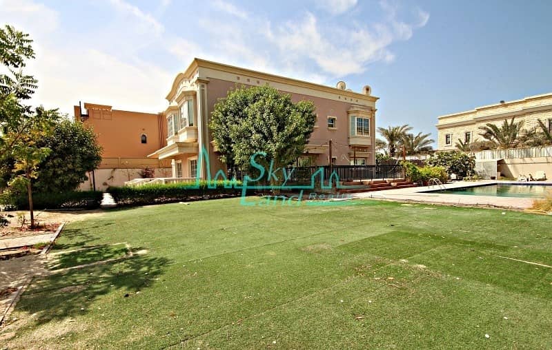 Lovely 5 Bed+M Villa|Large Plot|Private Pool