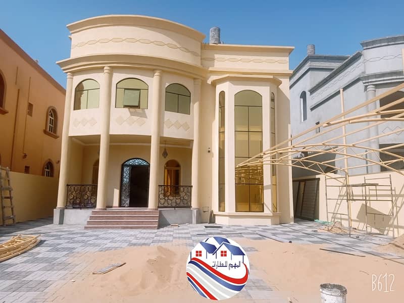 Villa, sophisticated design, high finishes, distinctive location, spacious areas, for sale without down payment for installments through the bank for a period of 25 years with the lowest monthly installment