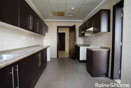 Close to Metro | Spacious and Bright |Green Views