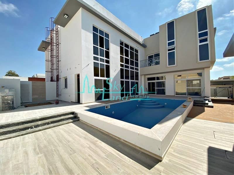 Brand New 4 Bed+M Villa With A Private Pool