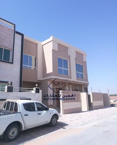 فيلا حجرللبيع في ارقي مناطق عجمان منطقه الياسمين علي الشارع الاسفلت مباشرة فيلا حجرللبيع في ارقي مناطق عجمان منطقه الياسمين علي الشارع الاسفلت مباشرة