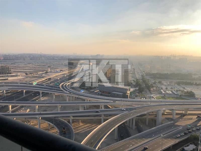 37 K / Escan Marina Tower / 1 Bedroom / Shaikh Zayed Road View & Partial Marina View / Dubai Marina