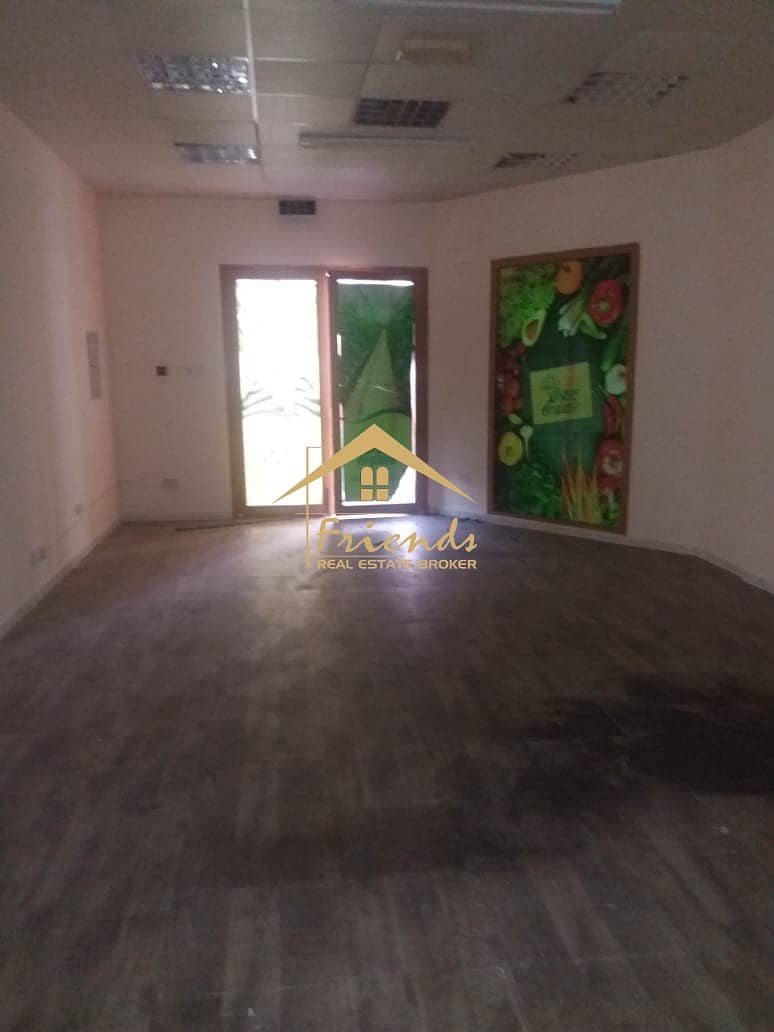 11 BIG SHOP AVAILABLE IN MOROCCO CLUSTER IS FOR RENT Aed23000/-Yearly