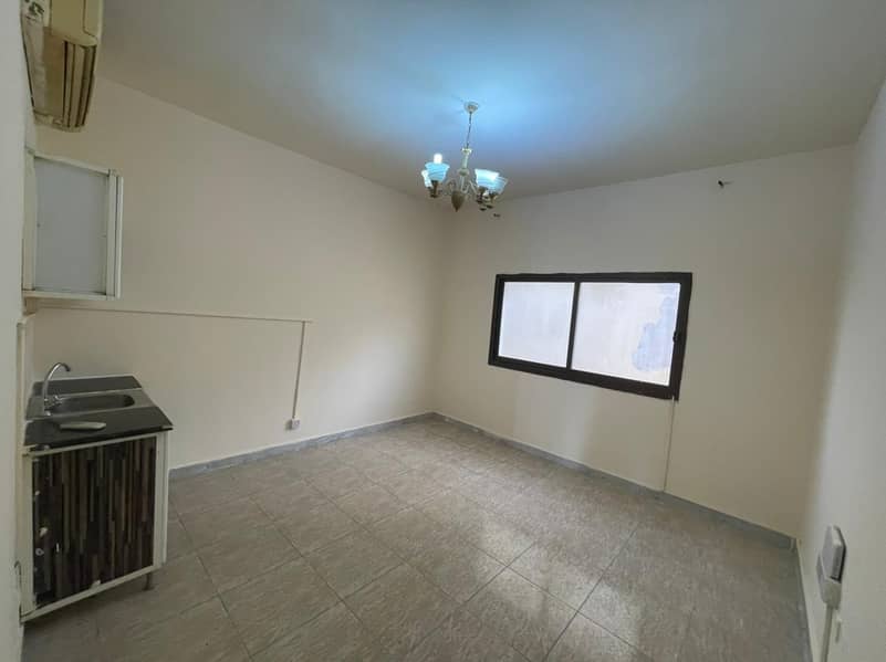 2 Lovely Studio in Al Manaseer Available to Move Now