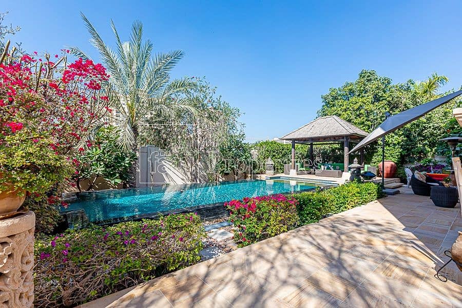 Exclusive - 5 Bedroom C1 - Private Pool