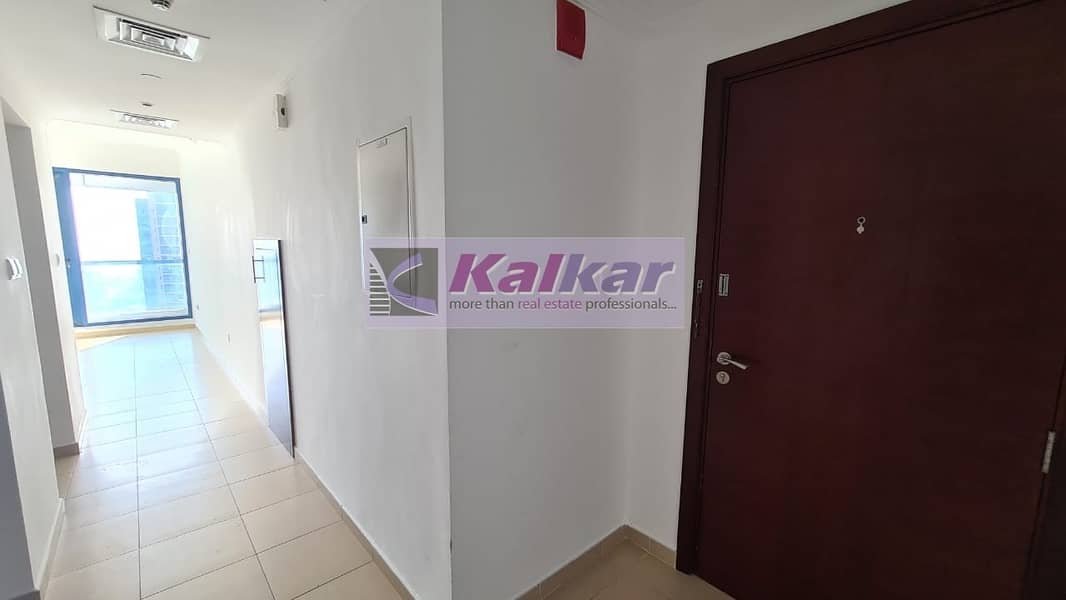 9 1 Bedroom Duplex | Chiller Free  | High Floor