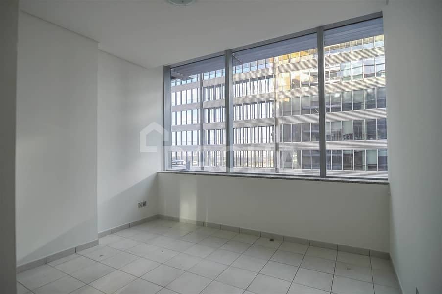 17 Huge 2BR  / With Balcony / Multiple Cheques