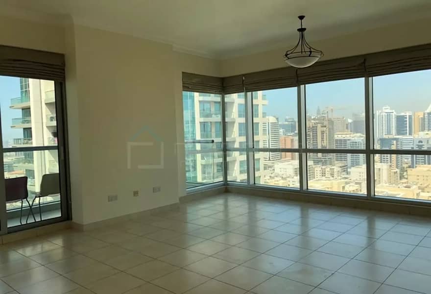 High Floor 2BR facing Canal and Golf Course