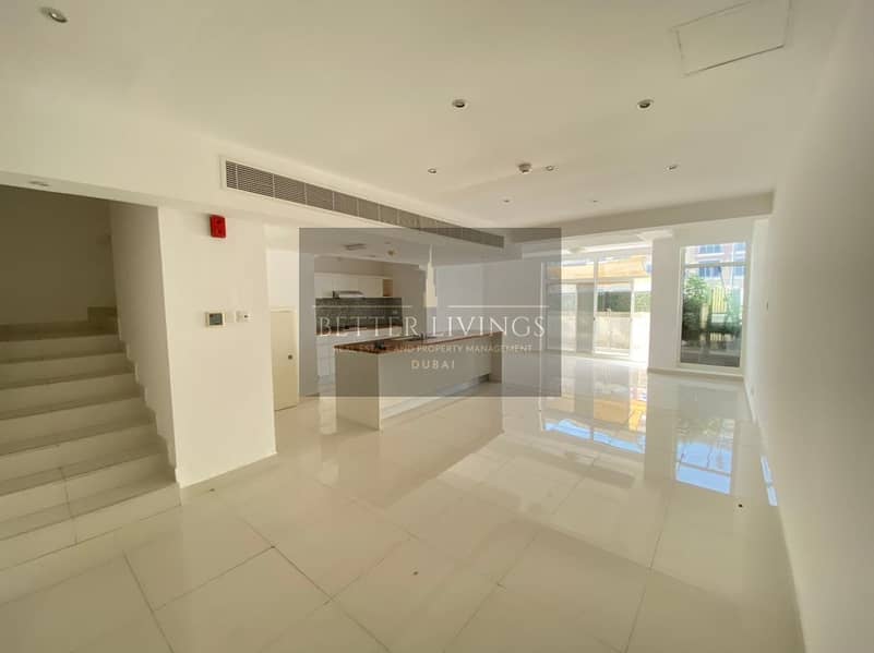 SPACIOUS 3BED + MAID | PRIVATE POOL | RAEDY TO MOVE IN
