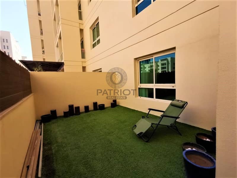 25 Upgraded 1 BHk With Courtyard Fully Furnished