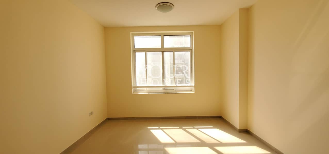 19 SA | Chiller Free | 1Bed+Maid with Storage | Closed Kitchen