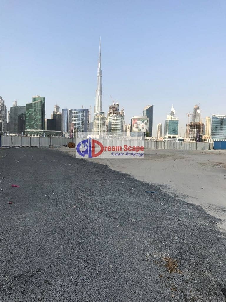 4 Commercial and Residential Plot Facing the Canal in Business Bay