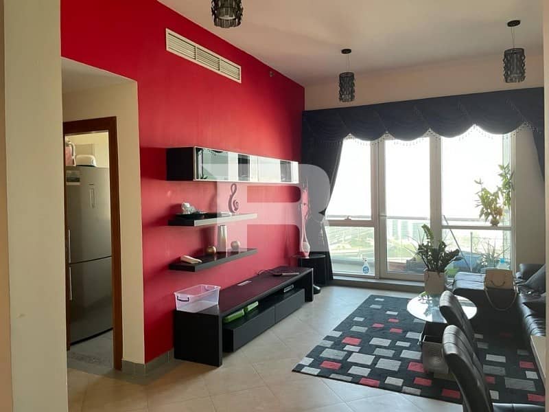 Spacious 2BR Apt| W/ Balcony| Near Metro Spacious 2BR Apt| W/ Balcony| Near Metro