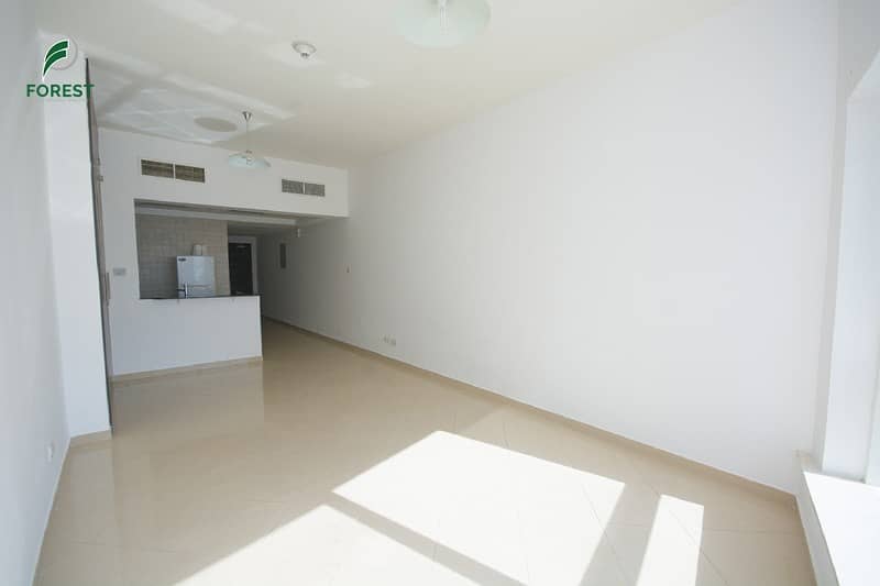 High Floor Unit | Studio Apt | Available Now High Floor Unit | Studio Apt | Available Now