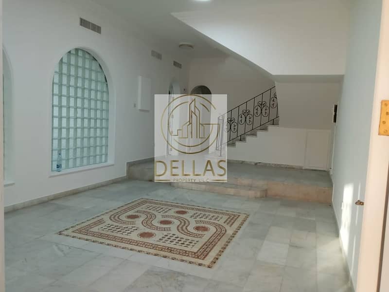 18 Villa Abu Dhabi Al Karamah