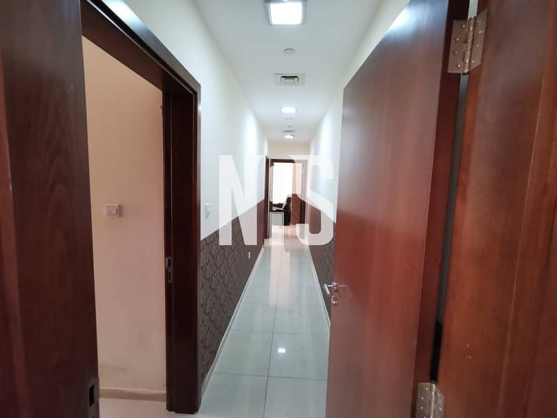 6 Spacious Apartment in Bawabat Al Sharq