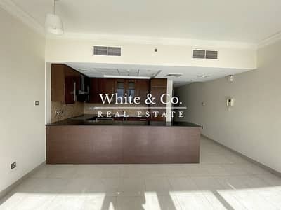 Studio w/ Balcony |Chiller Free|Great Landlord Studio w/ Balcony |Chiller Free|Great Landlord