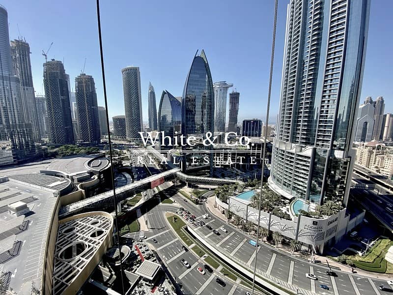 10 All Inclusive | Large Balcony | Dubai Mall Access
