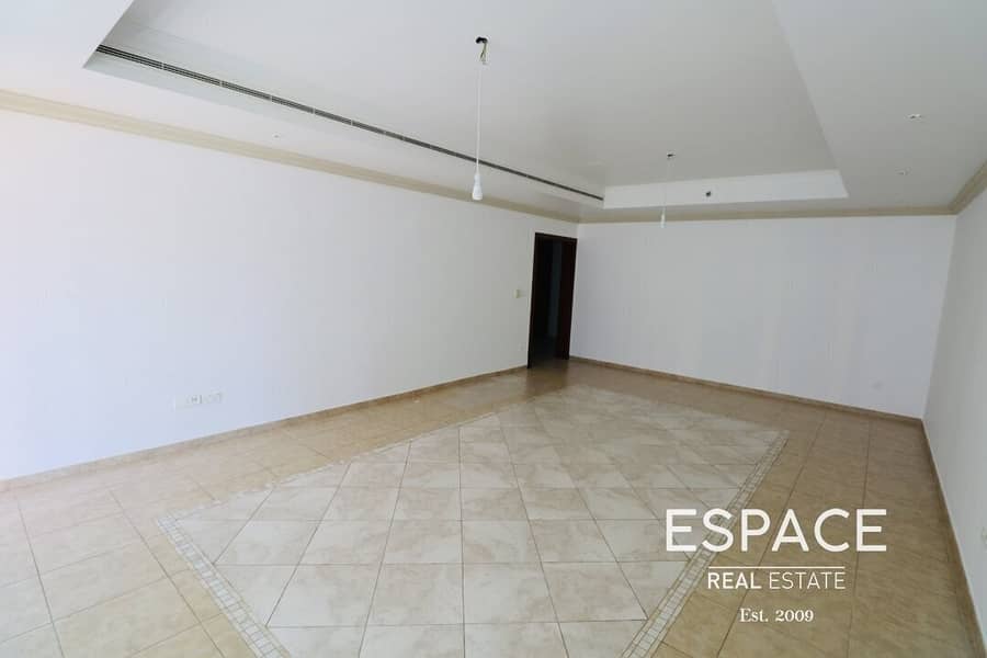 2 Beds | Large Layout | Great Price