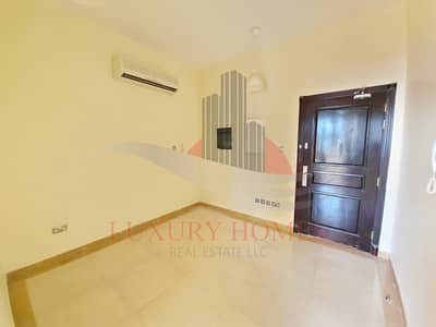 Spacious and Bright featuring Decent Flooring Spacious and Bright featuring Decent Flooring
