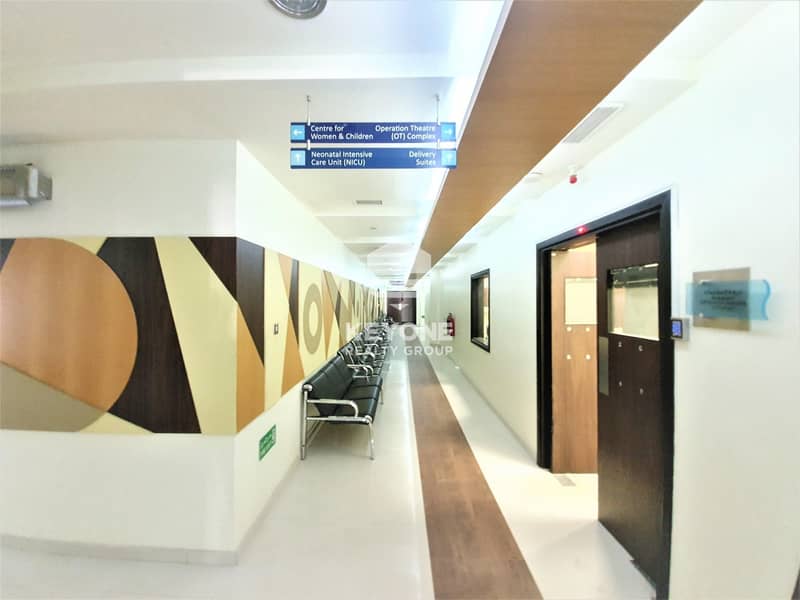 Hospital Building | Multiple rooms | Spacious and Equipped