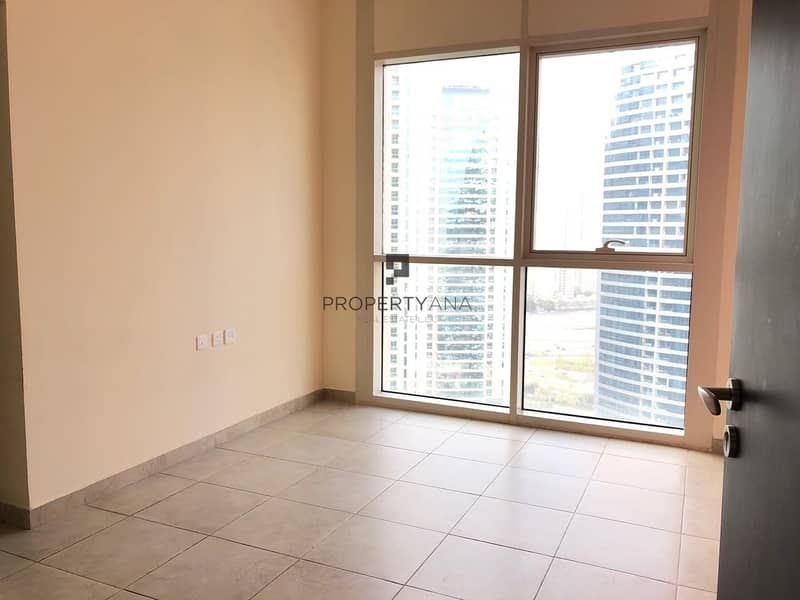 3 2B + Maids | High Floor | Lake View | Easy Access | Parking