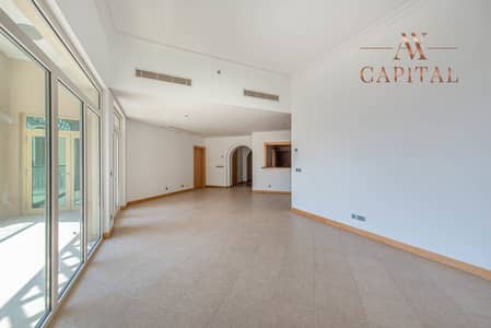 Beach Access | Stylish Layout | Huge Balcony