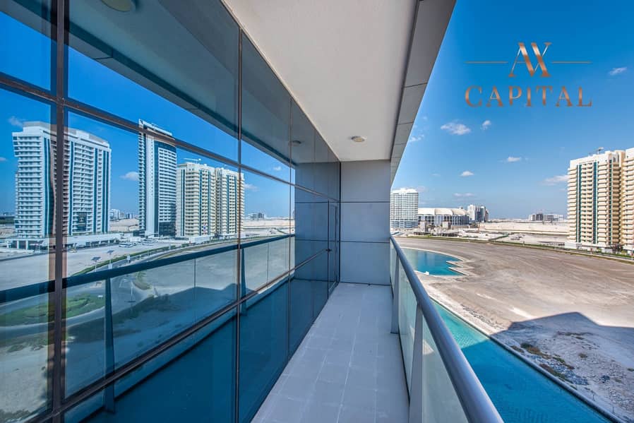 Lower floor | Mesmerizing Canal View | Brand New