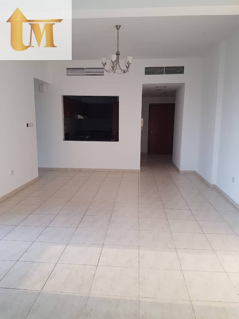 6 2 Bedroom With Balcony for Rent in Skycourts Towers