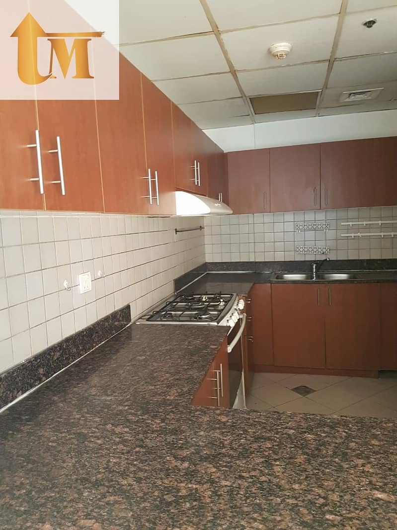 9 2 Bedroom With Balcony for Rent in Skycourts Towers