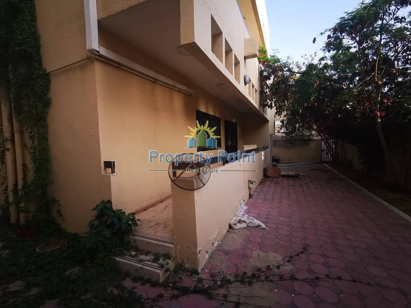 10 Large 3-bedroom Villa | Maids Rm | Parking | Al Bateen