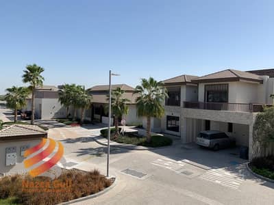 3 Parking for Well Appointed 4 BR Villa