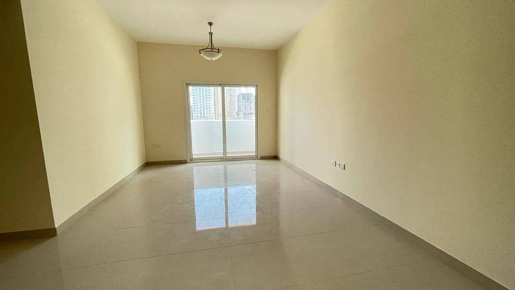 Brand new 2bhk in al Taawun rent only 30k 32k