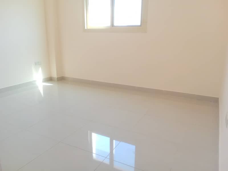 Hot offer 2bhk just 30k with one month free no deposit with open view in new Muwaileh sharjah